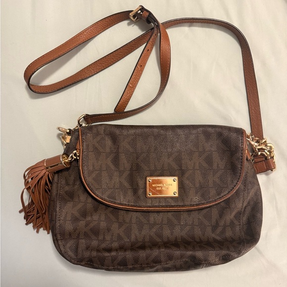 Michael Kors Purse - Picture 1 of 7